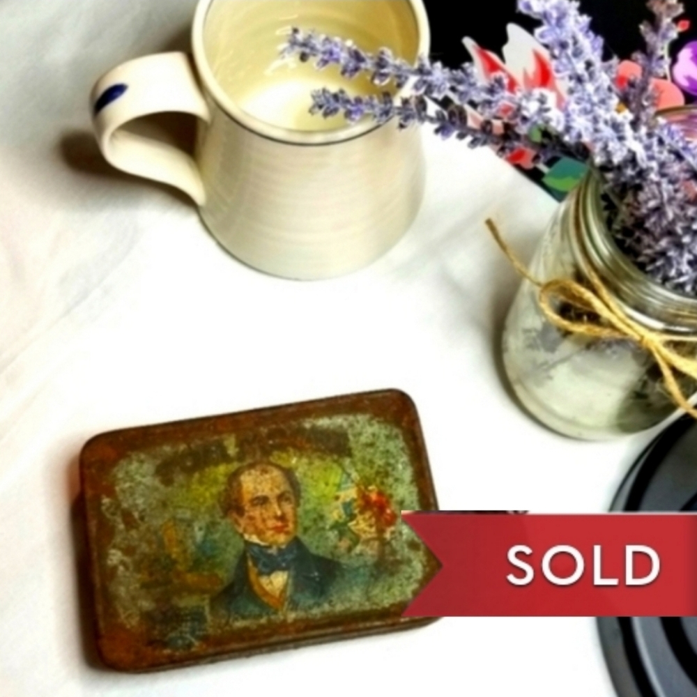 *SOLD*SOLD*SOLD* VINTAGE Tom Moore Cigar Tin 5" x 3" w/Various